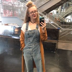 Meet your Posher, Lucy